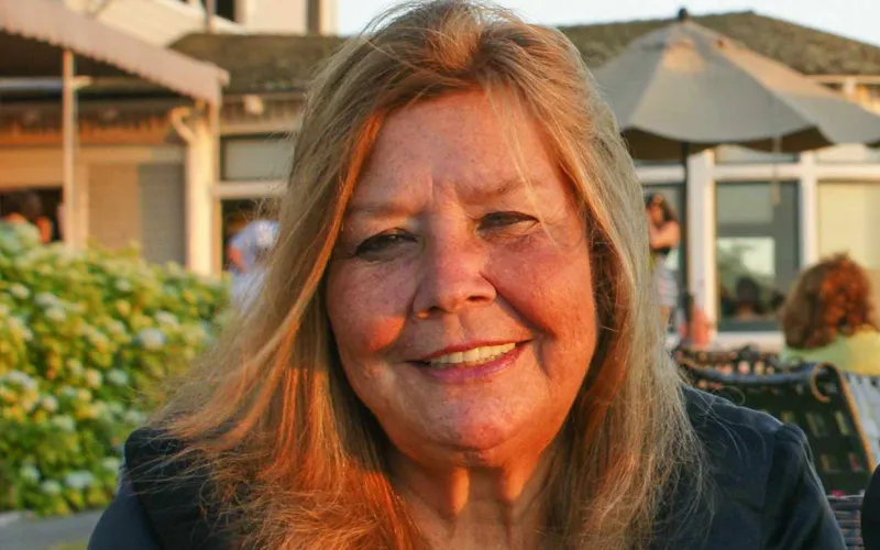 Gloria Fallon